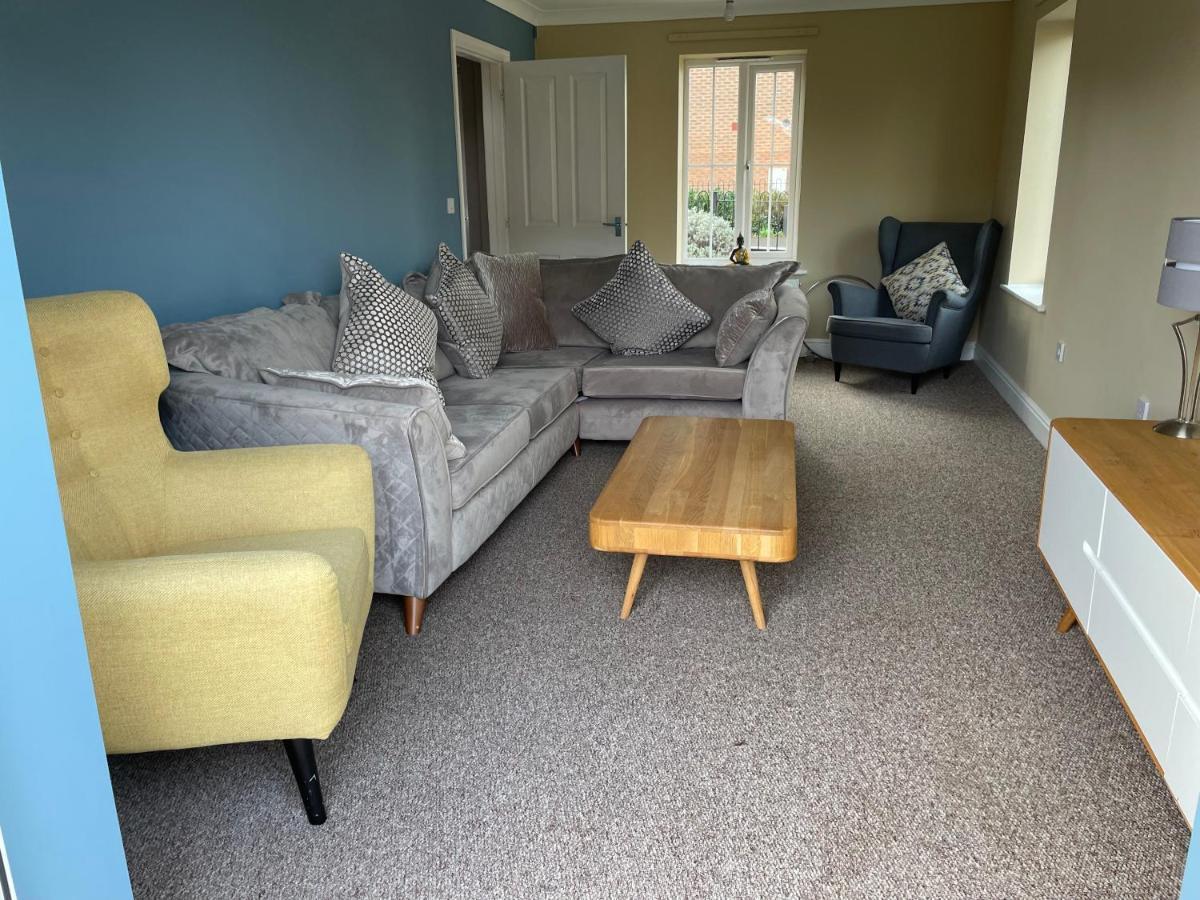 Stunning Large Detached Gloucester, 4 Beds, 3 Bedroom, 2 Bathroom Property, Nr Chelt, The Docks And Quays Sleeps 6 Экстерьер фото